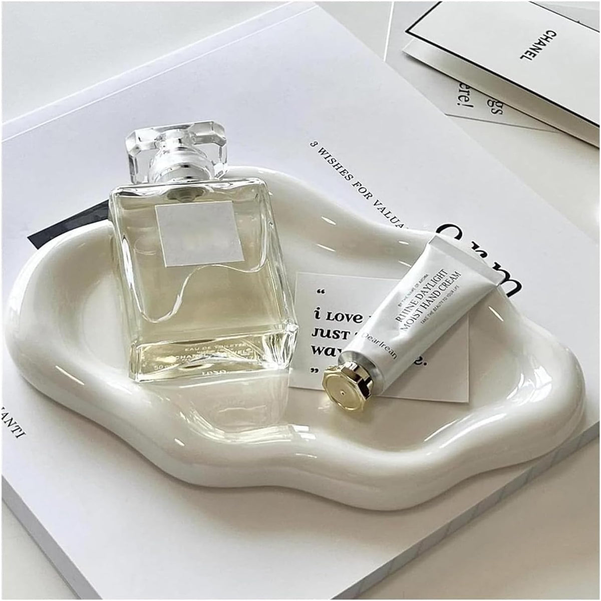 Small Jewelry Dish for Women, Gifts for Mom, Ceramic Jewlery Tray Ring Holder, Vanity Ring Dish Cute Cloud Tray, Nightstand Decor Trinket Bowl for Earrings, Perfume, Keys, White Jewelry Plate