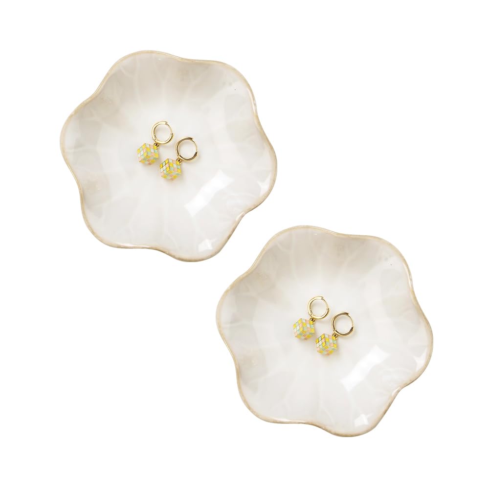 JAMEND CLXP Lotus Leaf Shape Decorative Ring Tray, Small Key Bowl, Ceramic Trinket Tray Jewelry Dish Organizing Necklace Earrings, Home Decoration for Mom Best Friend Sister, Light Green.