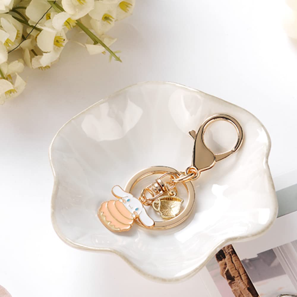 JAMEND CLXP Lotus Leaf Shape Decorative Ring Tray, Small Key Bowl, Ceramic Trinket Tray Jewelry Dish Organizing Necklace Earrings, Home Decoration for Mom Best Friend Sister, Light Green.