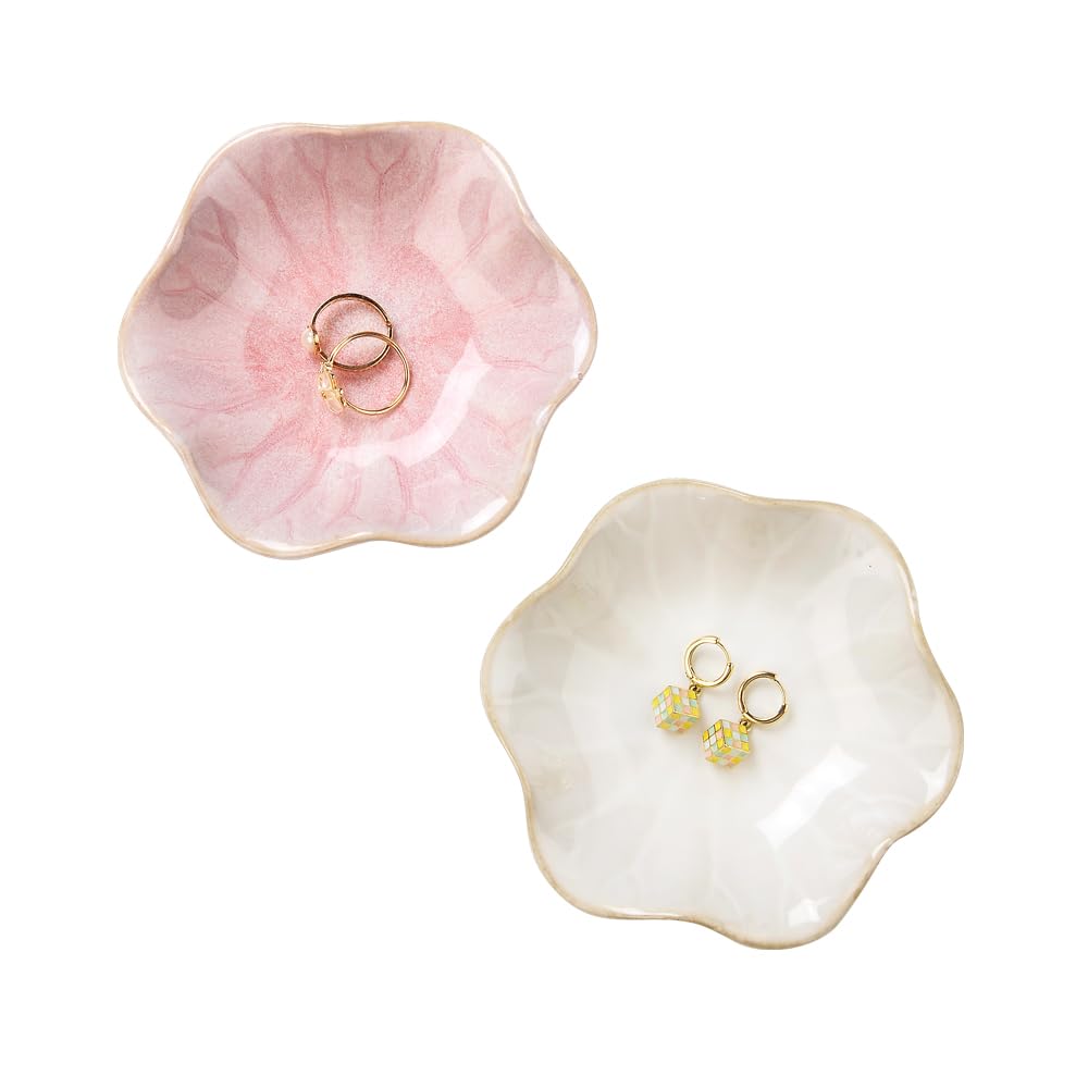 JAMEND CLXP Lotus Leaf Shape Decorative Ring Tray, Small Key Bowl, Ceramic Trinket Tray Jewelry Dish Organizing Necklace Earrings, Home Decoration for Mom Best Friend Sister, Light Green.