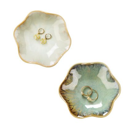 JAMEND CLXP Lotus Leaf Shape Decorative Ring Tray, Small Key Bowl, Ceramic Trinket Tray Jewelry Dish Organizing Necklace Earrings, Home Decoration for Mom Best Friend Sister, Light Green.