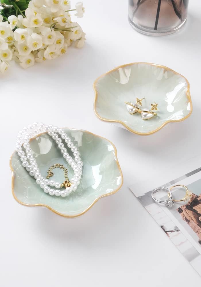 JAMEND CLXP Lotus Leaf Shape Decorative Ring Tray, Small Key Bowl, Ceramic Trinket Tray Jewelry Dish Organizing Necklace Earrings, Home Decoration for Mom Best Friend Sister, Light Green.