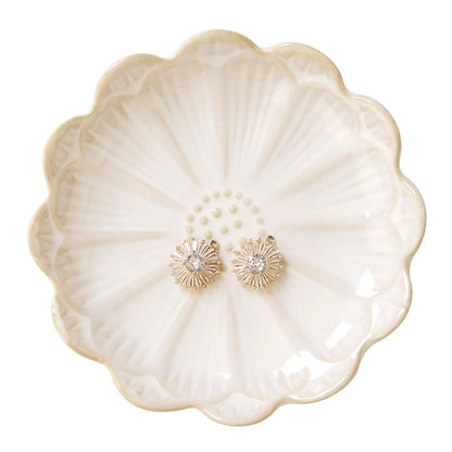 JAMEND CLXP Lotus Leaf Shape Decorative Ring Tray, Small Key Bowl, Ceramic Trinket Tray Jewelry Dish Organizing Necklace Earrings, Home Decoration for Mom Best Friend Sister, Light Green.