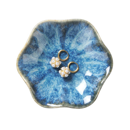 JAMEND CLXP Lotus Leaf Shape Decorative Ring Tray, Small Key Bowl, Ceramic Trinket Tray Jewelry Dish Organizing Necklace Earrings, Home Decoration for Mom Best Friend Sister, Light Green.