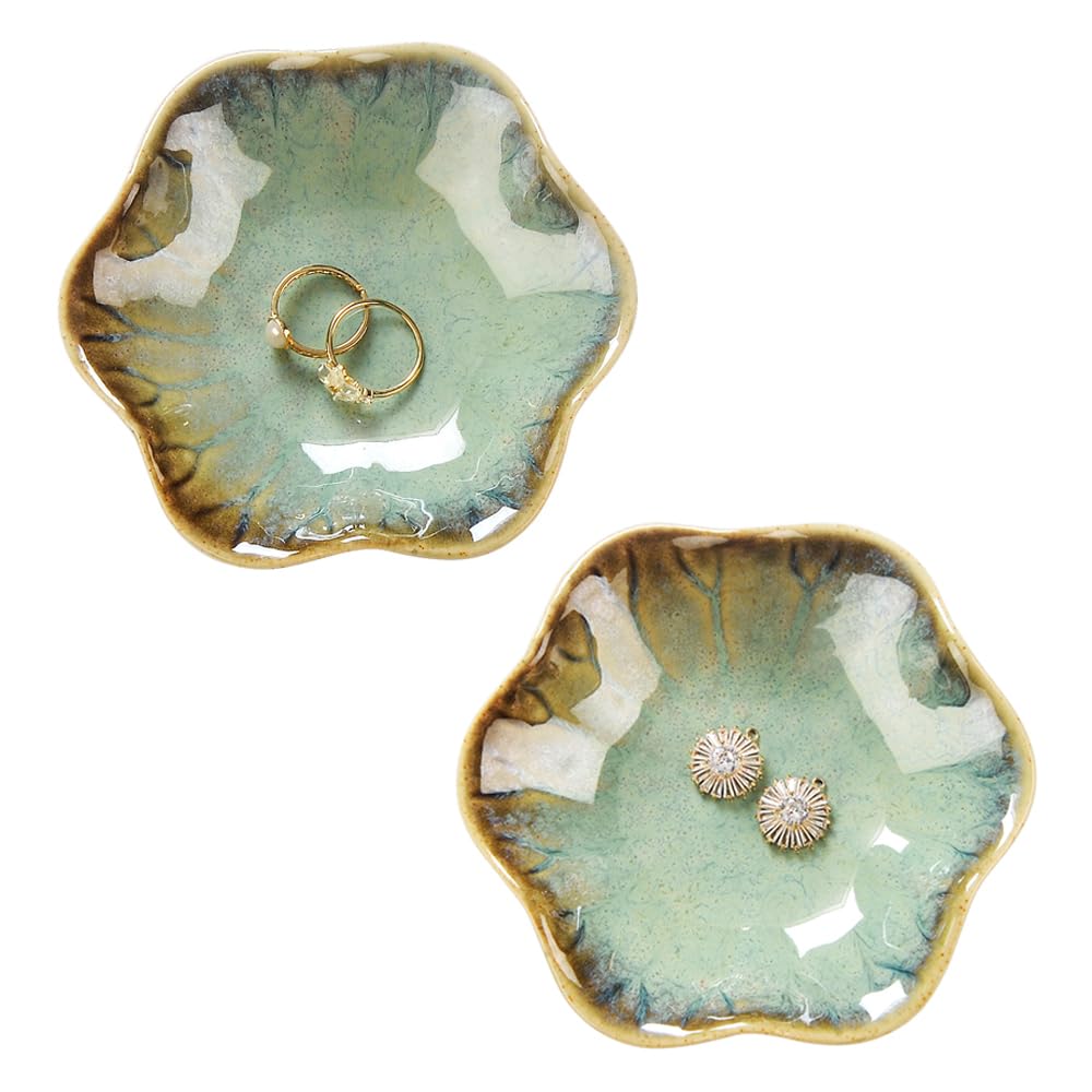 JAMEND CLXP Lotus Leaf Shape Decorative Ring Tray, Small Key Bowl, Ceramic Trinket Tray Jewelry Dish Organizing Necklace Earrings, Home Decoration for Mom Best Friend Sister, Light Green.