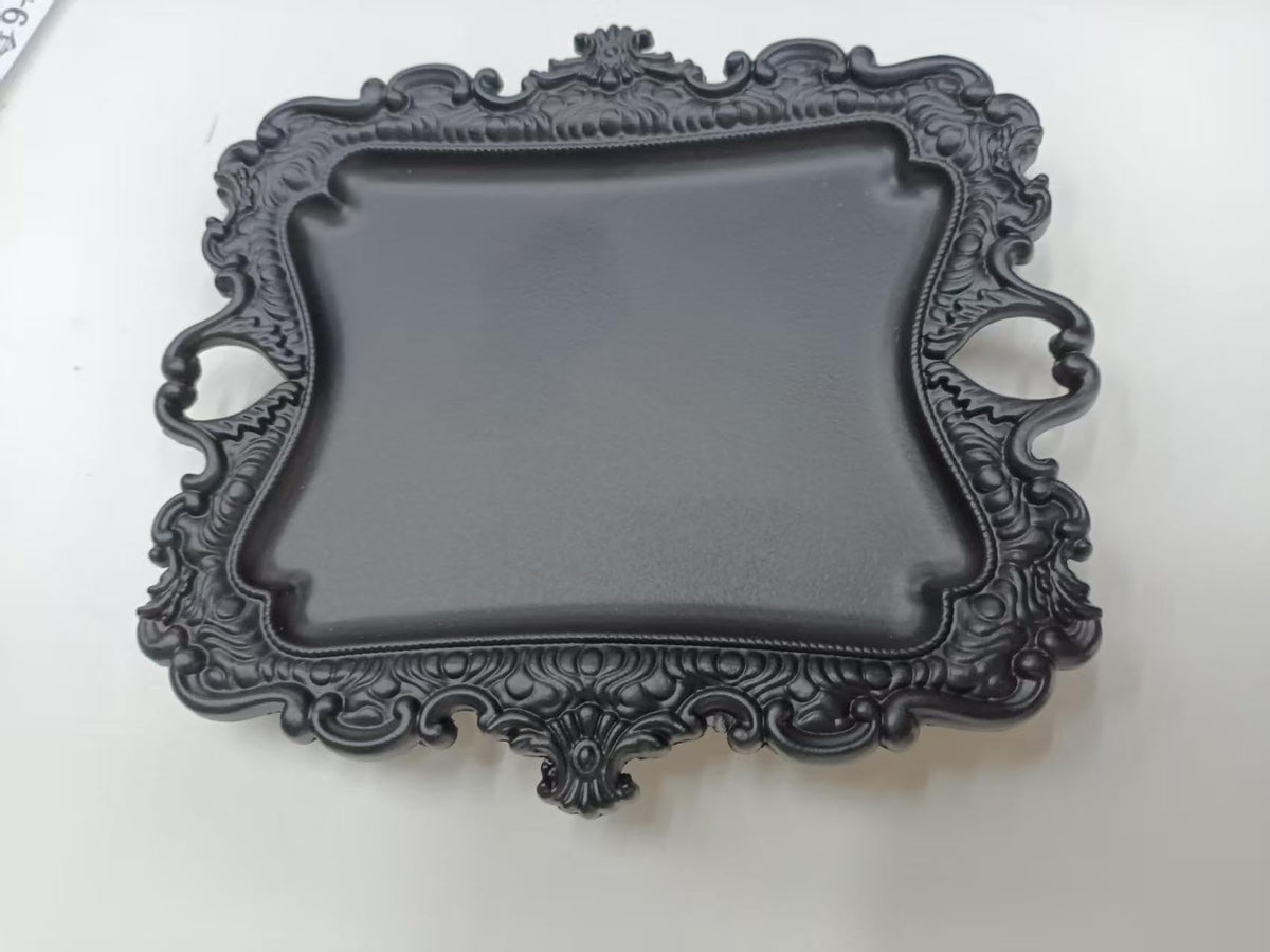 khtumeware 1 Pack Vintage Gold Jewelry Dish Antique Brass Jewelry Trays ideal for holding jewelry rings and small trinkets.
