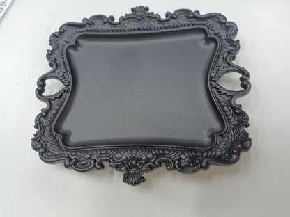 khtumeware 1 Pack Vintage Gold Jewelry Dish Antique Brass Jewelry Trays ideal for holding jewelry rings and small trinkets.