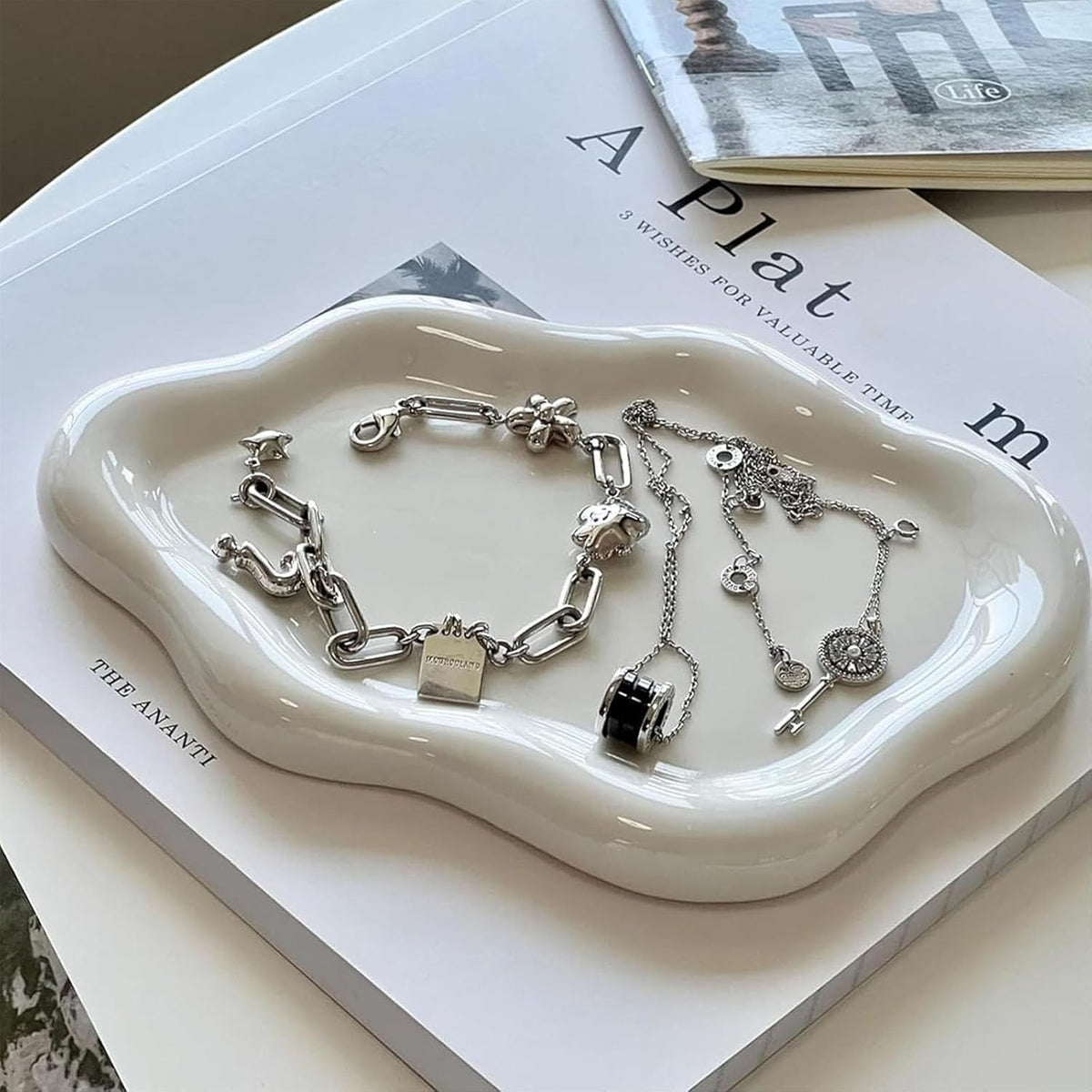 Small Jewelry Dish for Women, Gifts for Mom, Ceramic Jewlery Tray Ring Holder, Vanity Ring Dish Cute Cloud Tray, Nightstand Decor Trinket Bowl for Earrings, Perfume, Keys, White Jewelry Plate